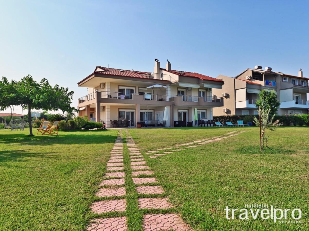 Villa Iris By Rentalspro Services - Agios Mamas Beach 외부 사진