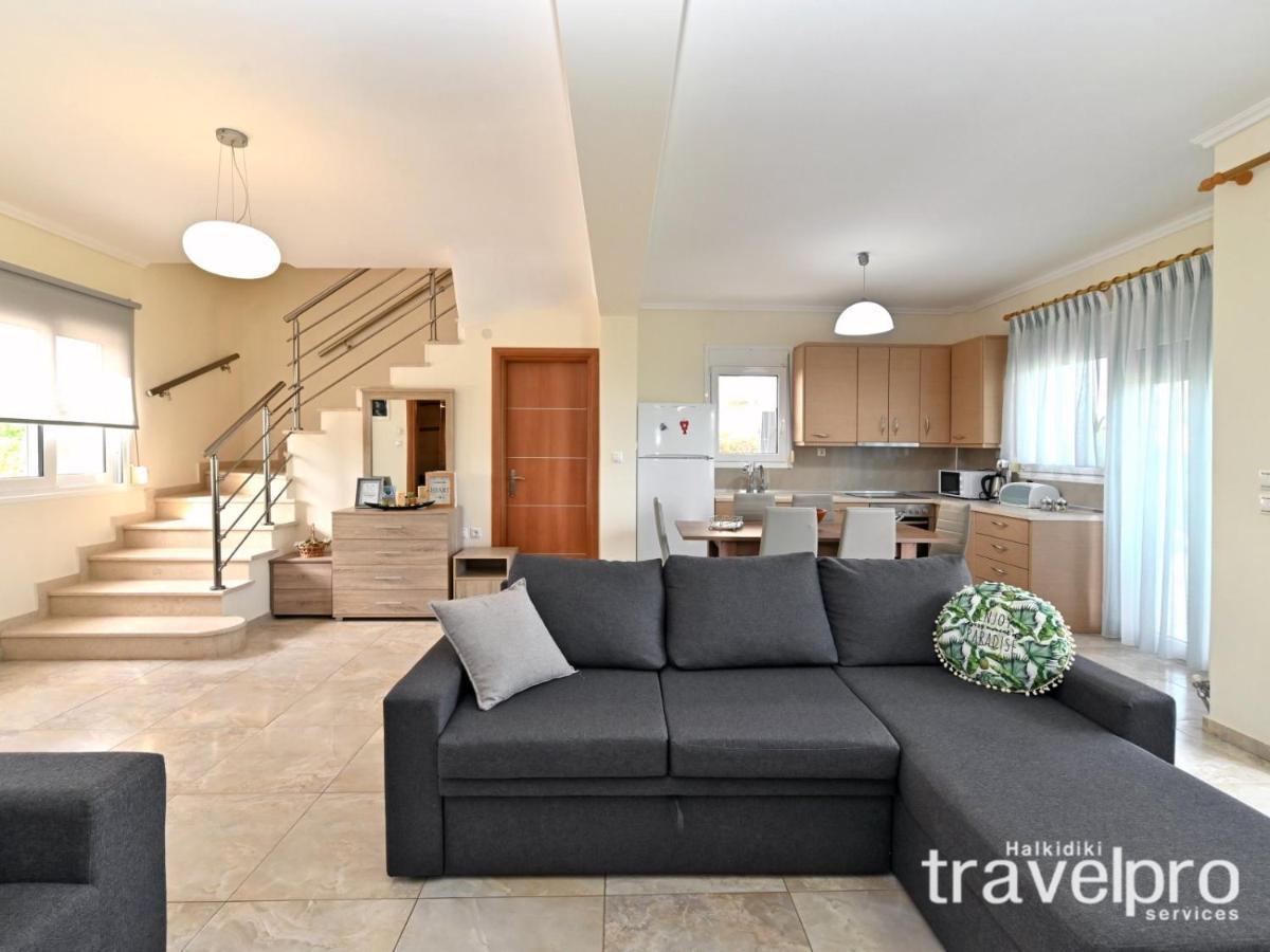 Villa Iris By Rentalspro Services - Agios Mamas Beach 외부 사진