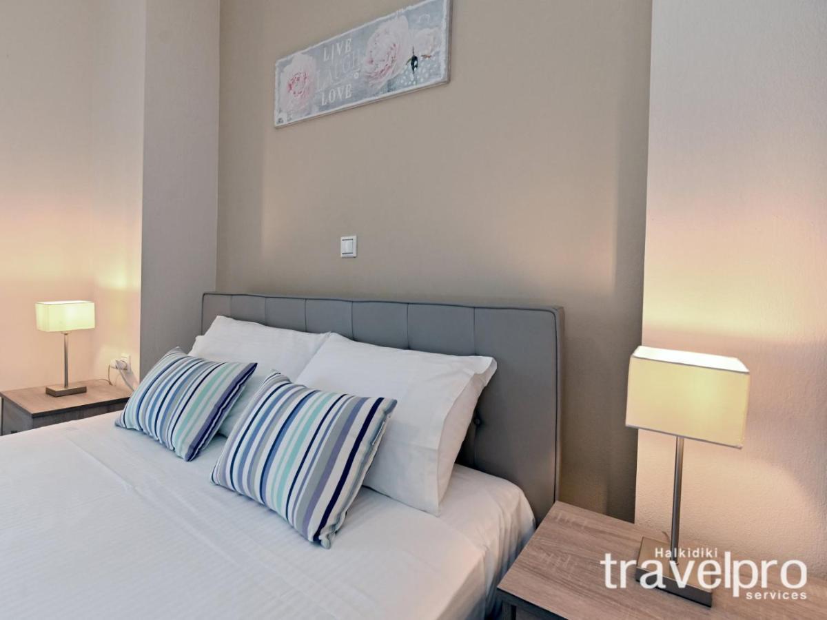 Villa Iris By Rentalspro Services - Agios Mamas Beach 외부 사진