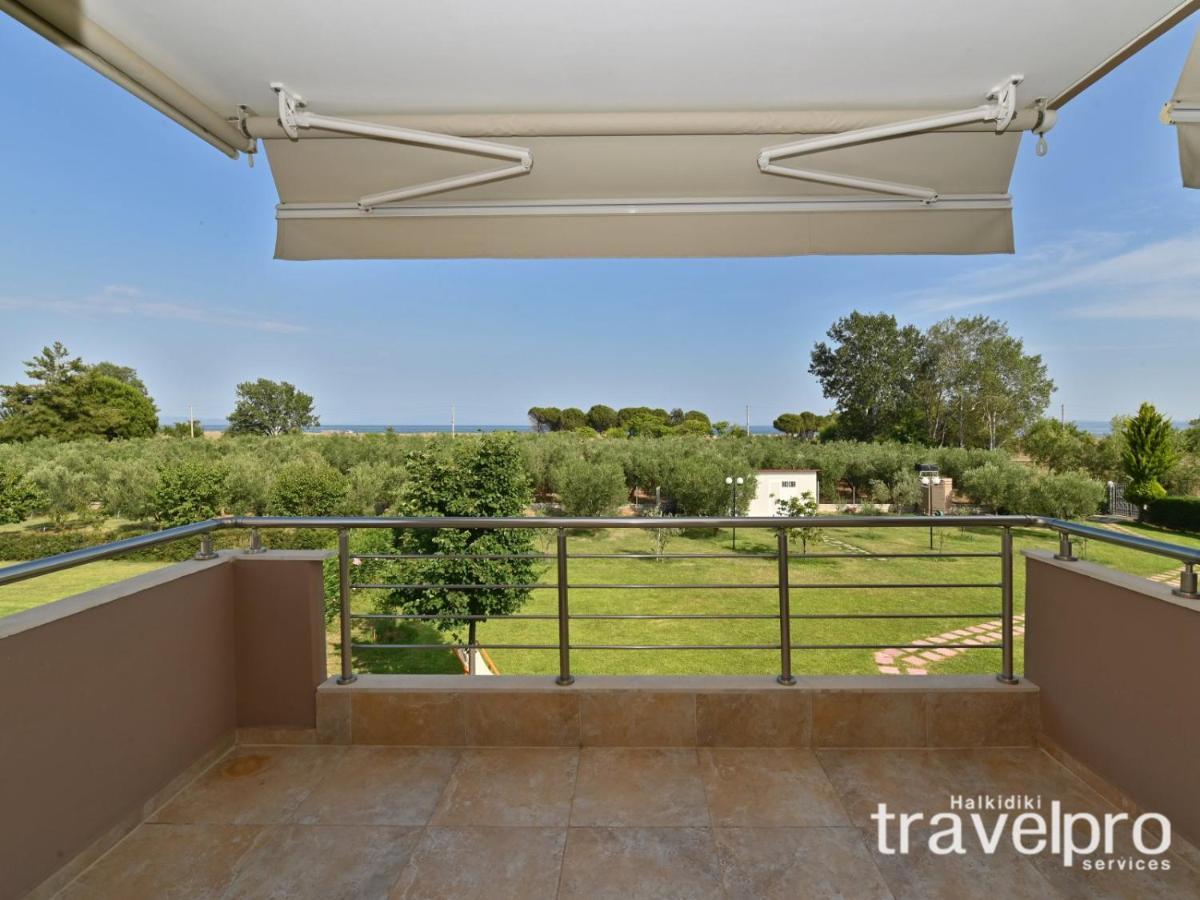 Villa Iris By Rentalspro Services - Agios Mamas Beach 외부 사진