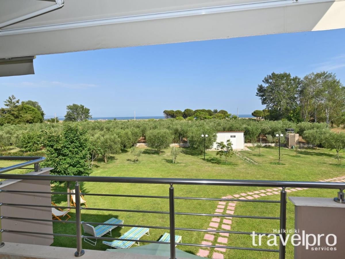 Villa Iris By Rentalspro Services - Agios Mamas Beach 외부 사진