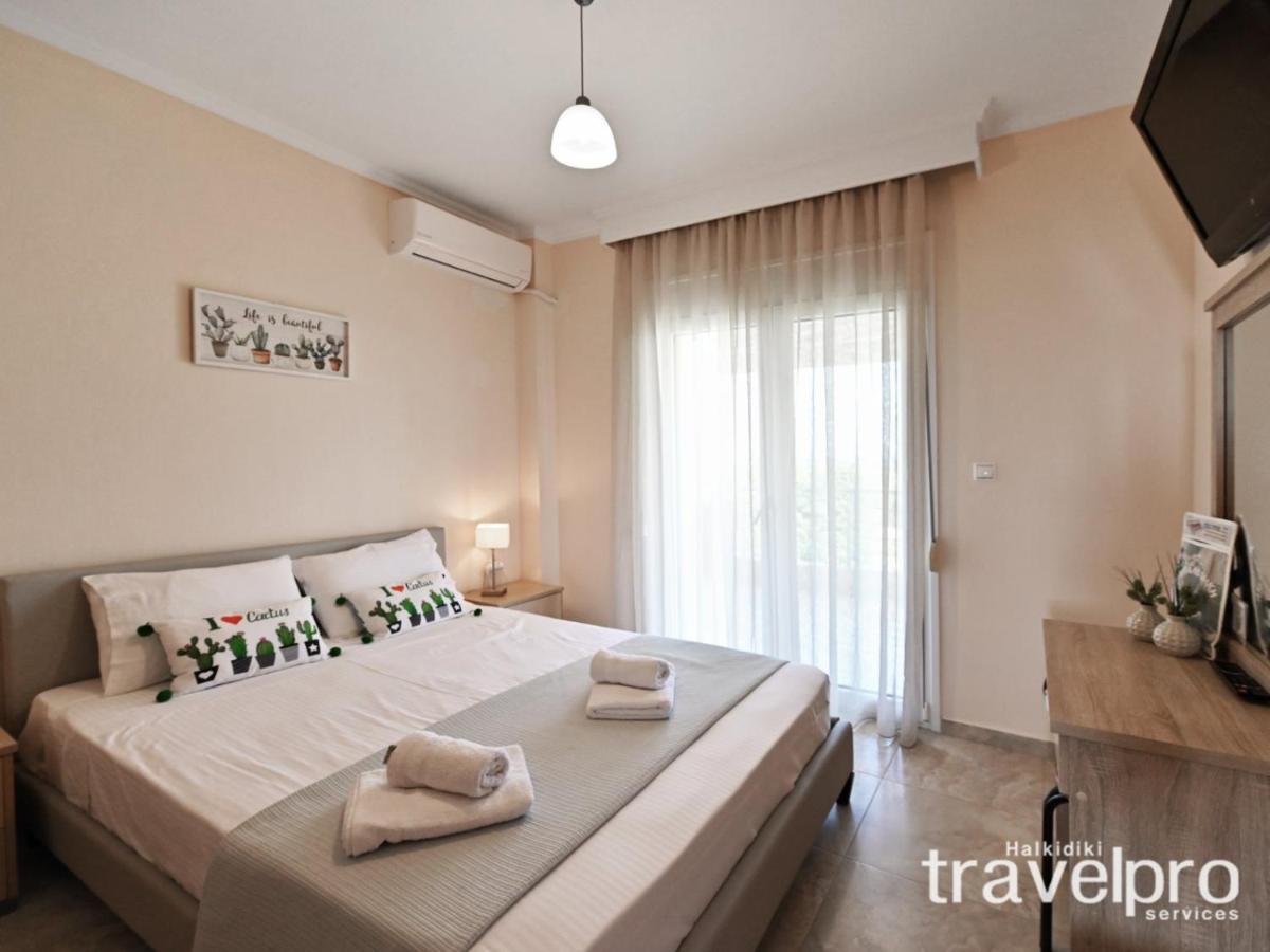 Villa Iris By Rentalspro Services - Agios Mamas Beach 외부 사진