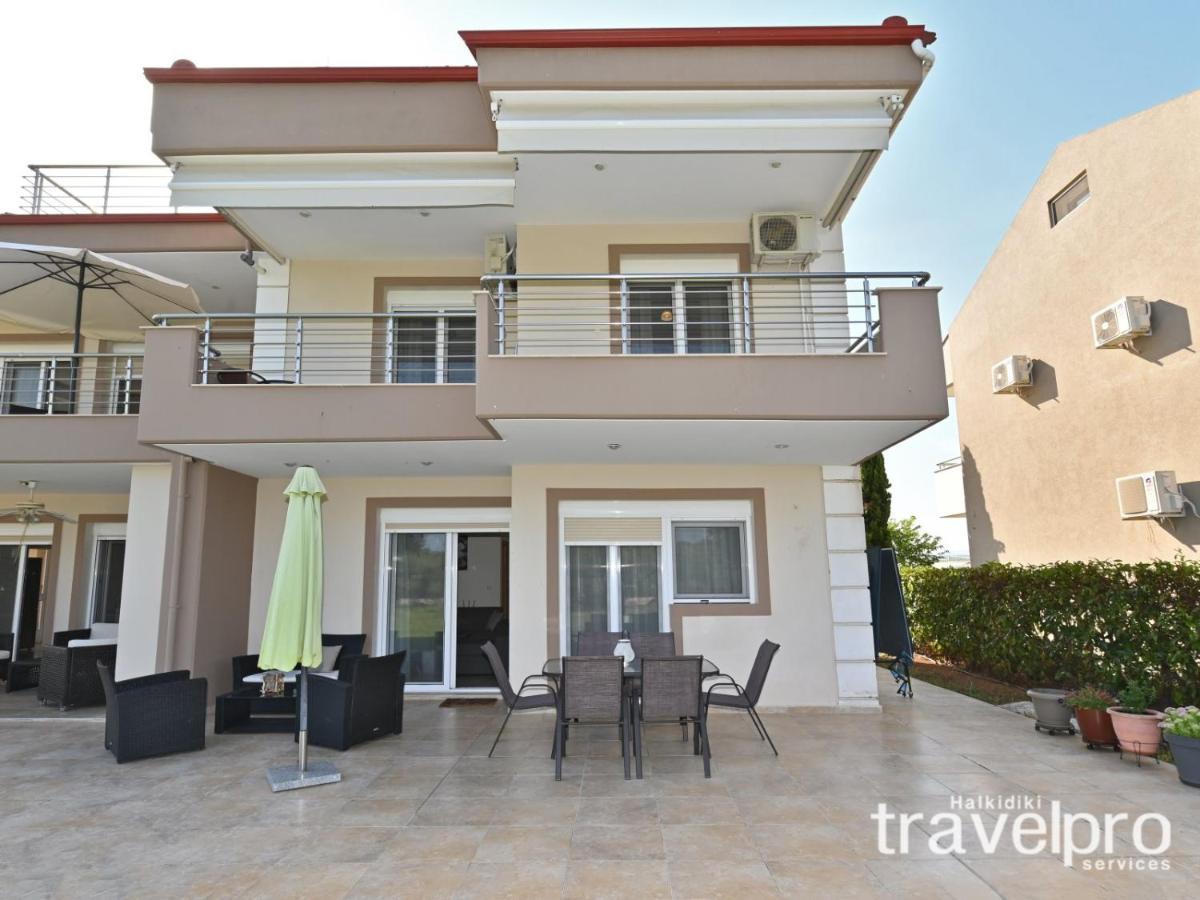 Villa Iris By Rentalspro Services - Agios Mamas Beach 외부 사진